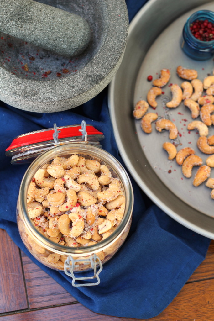 Pink Pepper roasted cashews